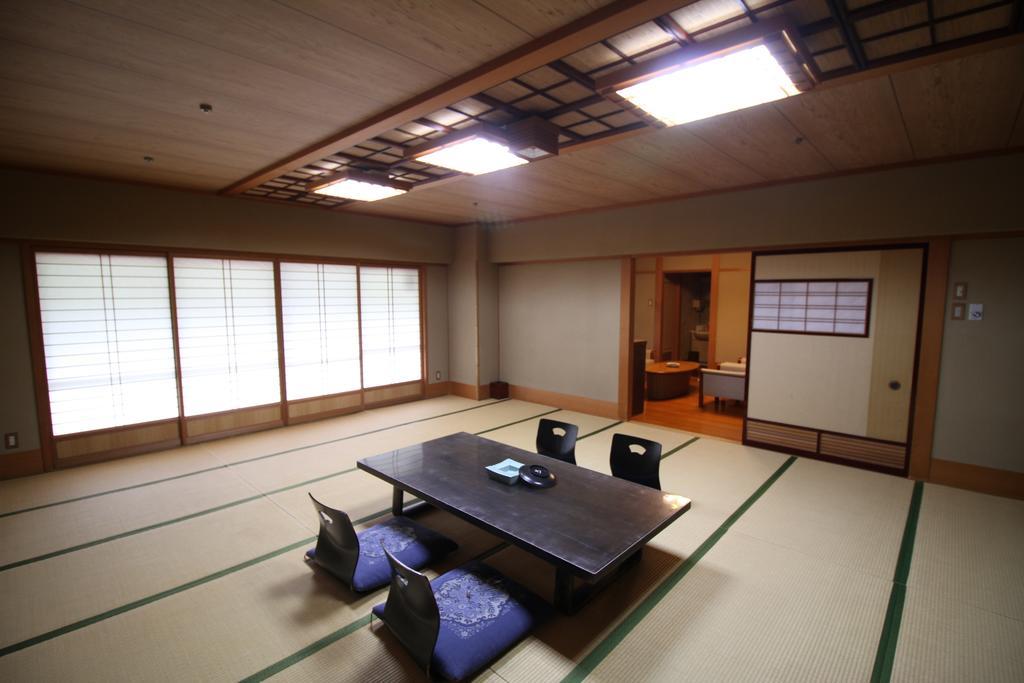 Osake No Oyado Kisen Hotel Kurobe Exterior photo